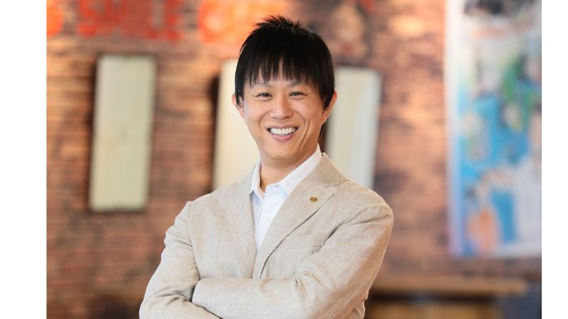 【株式会社ハッピースマイル】<br>佐藤 堅一社長インタビュー